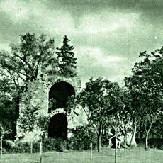 Tvrz Svojšice v roce 1927
