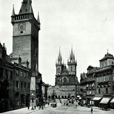Staroměstské náměstí z roku 1900