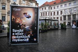 Praha otevřela na Mariánském náměstí výstavu ke 100. narozeninám Hurvínka