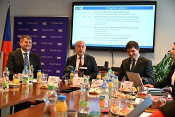 V Česku je 9356 strojvedoucích z toho je 127 žen, téměř dvakrát více než v roce 2021