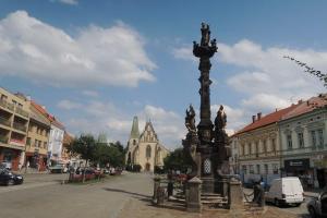 Mariánský sloup v Rakovníku je ozdobou náměstí