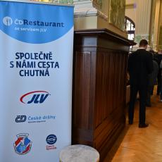 Dnes se zde prezentuje ČD Restaurant aneb Společně s námi cesta chutná