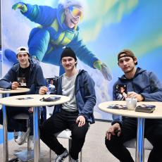 První den veletrhu proběhla i autogramiáda tři plzeňských hokejistů