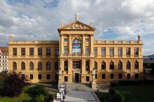 Muzeum hlavního města Prahy pořádá výstavu Tisíc barev pohádky