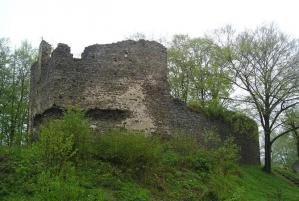 Hrad Vikštejn sloužil k ochraně jižní části opavského knížectví