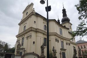Kostel sv.Jana Křtitele v Lysé nad Labem nechal postavit hrabě Špork